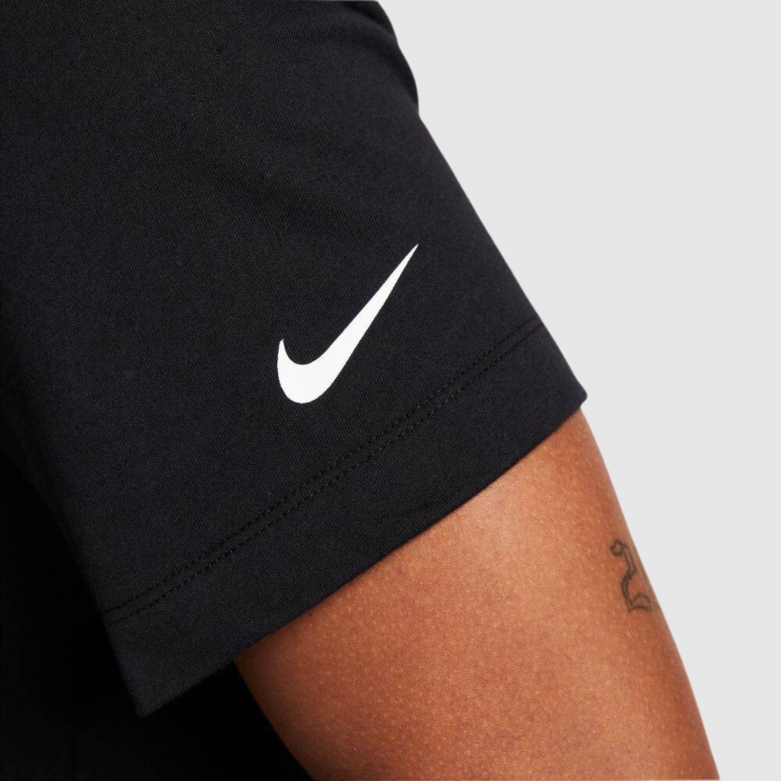 NIKE MENS GIANNIS TEE