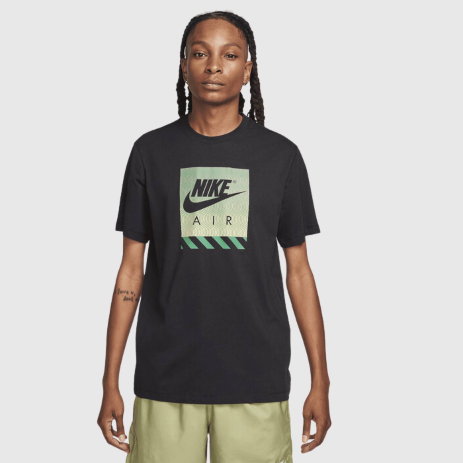 NIKE SPORTSWEAR TSHIRT