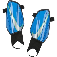 NIKE CHARGE SHINGUARDS