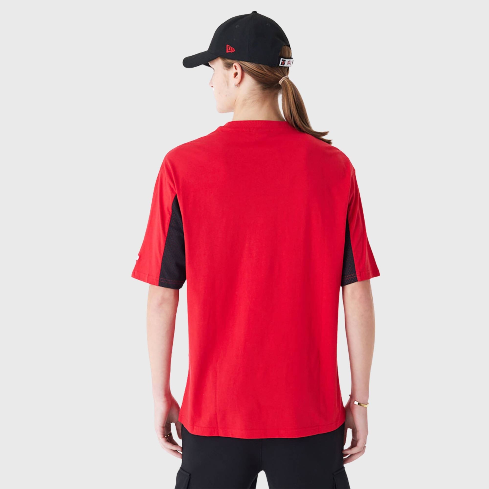 NEW ERA CHICAGO BULLS NBA MESH PANEL TEE