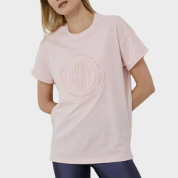 DKNY EMBOSSED MEDALLION RELAXED FIT TEE