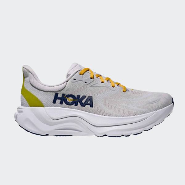 HOKA ARAHI 8